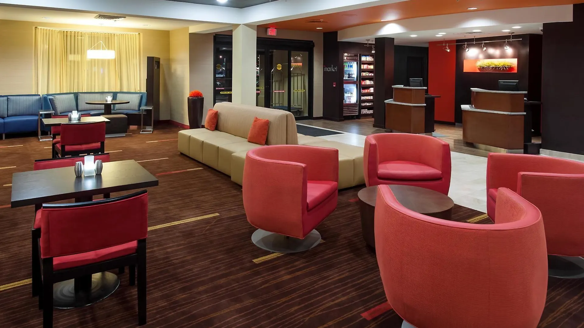 Courtyard By Marriott Lakeland Hotel